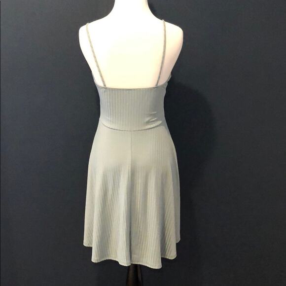 Sleeveless Dress Lace Up A-Line - Picture 6 of 8